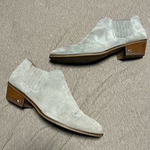 Authentic coach Grey suede booties boots womens 8 shoes